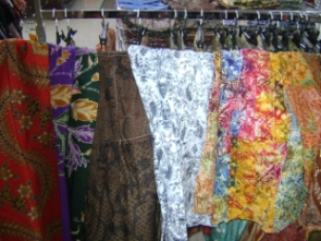 Celana Pendek