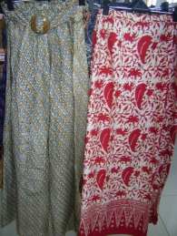 Rok Wanita 2